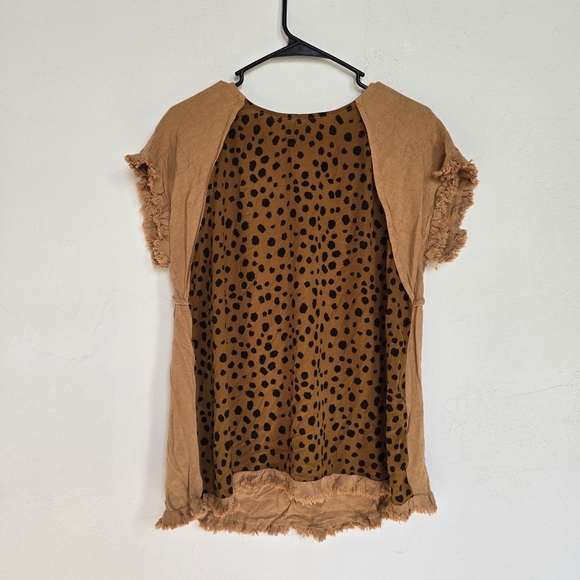 Umgee Brown Black Dalmatian Animal Print Frayed Hem Blouse Top Size Small - Picture 2 of 8